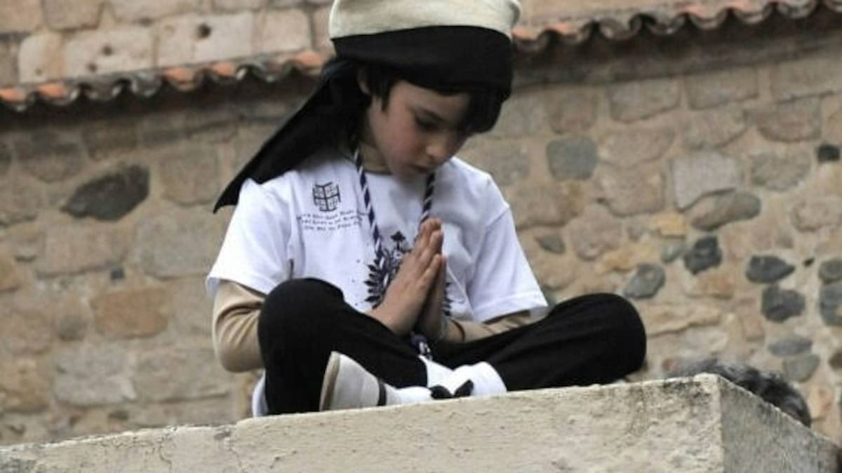 LA OTRA MIRADA. JOVEN COFRADE