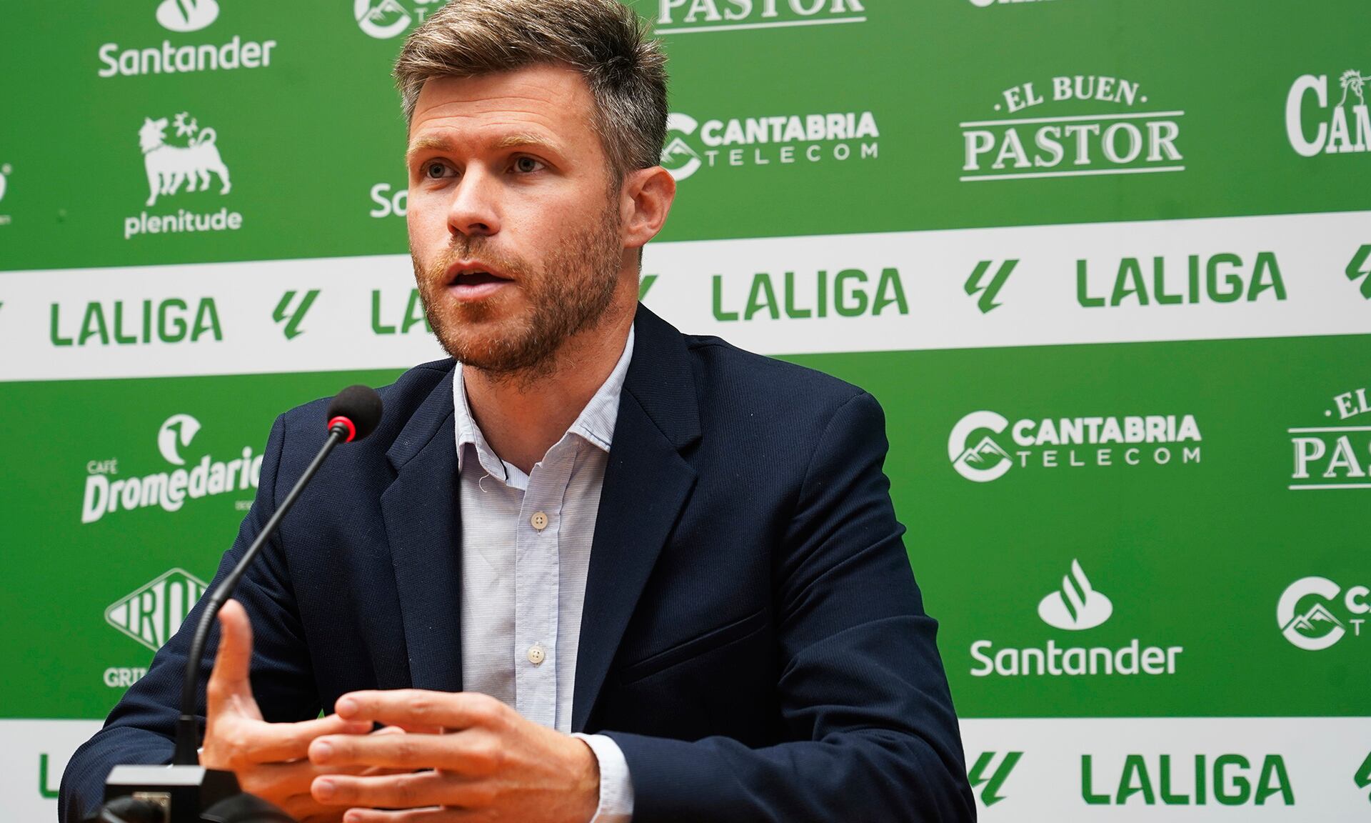 Martija, en la sala de prensa de El Sardinero.