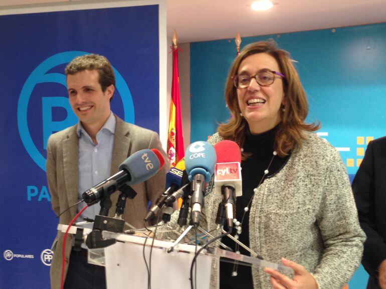 Pablo Casado y Ángeles Armisén