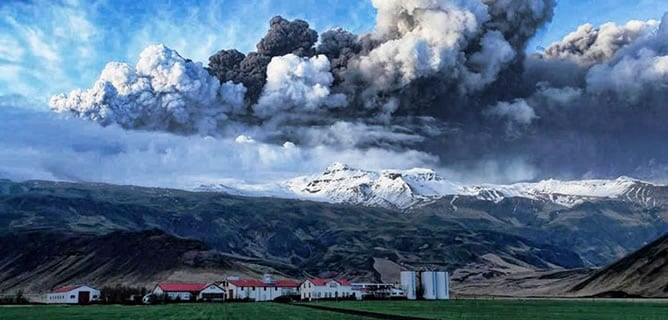 La explosión del volcán ha colapsado Islandia y el espacio aéreo europeo