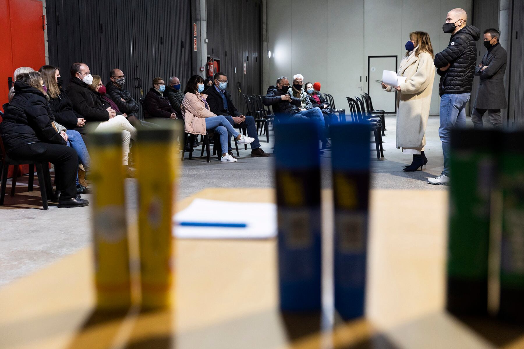 Un instant de la reunió amb els cònsols d'Andorra la Vella, Conxita Marsol i David Astrié.