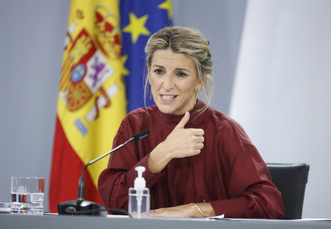 La vicepresidenta segunda y ministra de Trabajo y Economía Social, Yolanda Díaz, en una rueda de prensa posterior al Consejo de Ministros, en el Complejo de La Moncloa.