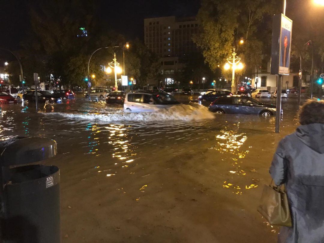 Lluvias en la Alameda este jueves en València. 