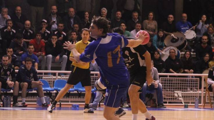 En capilla para el derbi Teucro-Cisne