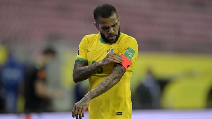 "Me cuesta pensar que el mensaje lanzado a La Masía sea bueno": el lado oscuro del fichaje de Dani Alves