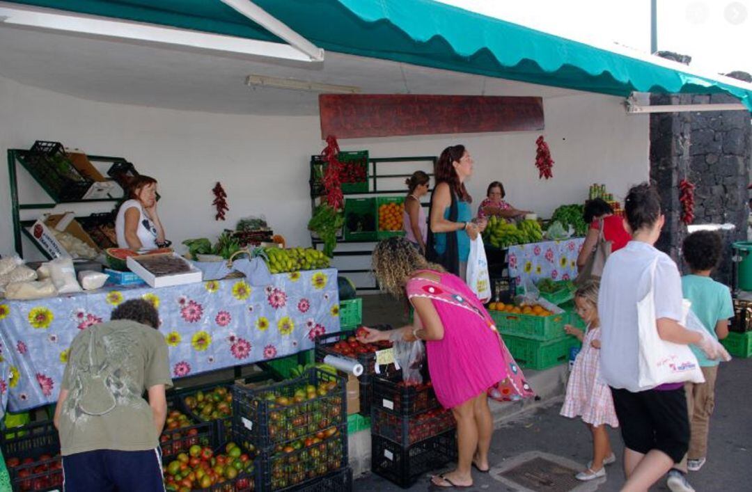 Mercado agrícola de Mancha Blanca, en el municipio de Tinajo.