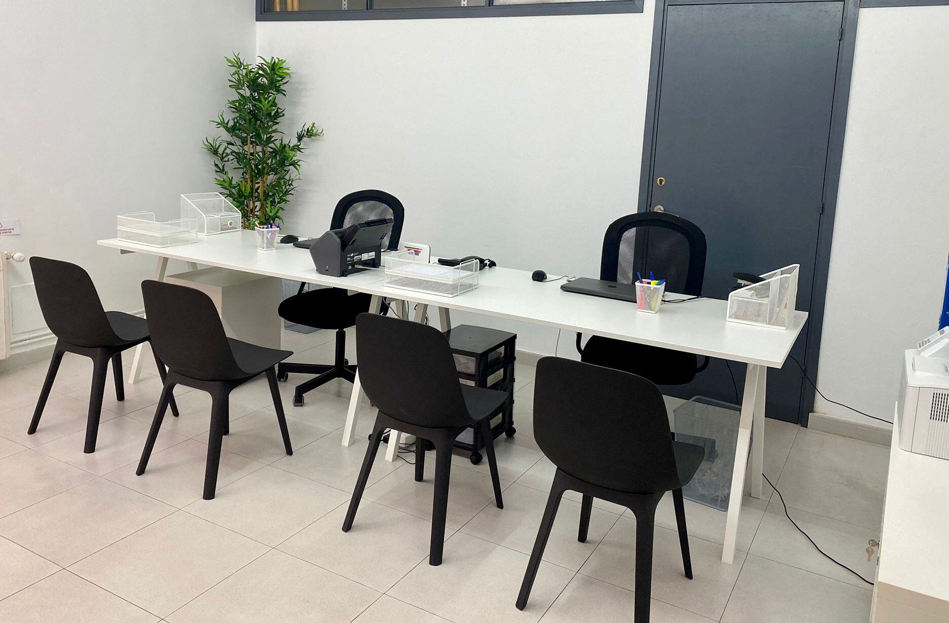 L'oficina estarà més temps oberta per atendre millor als usuaris.