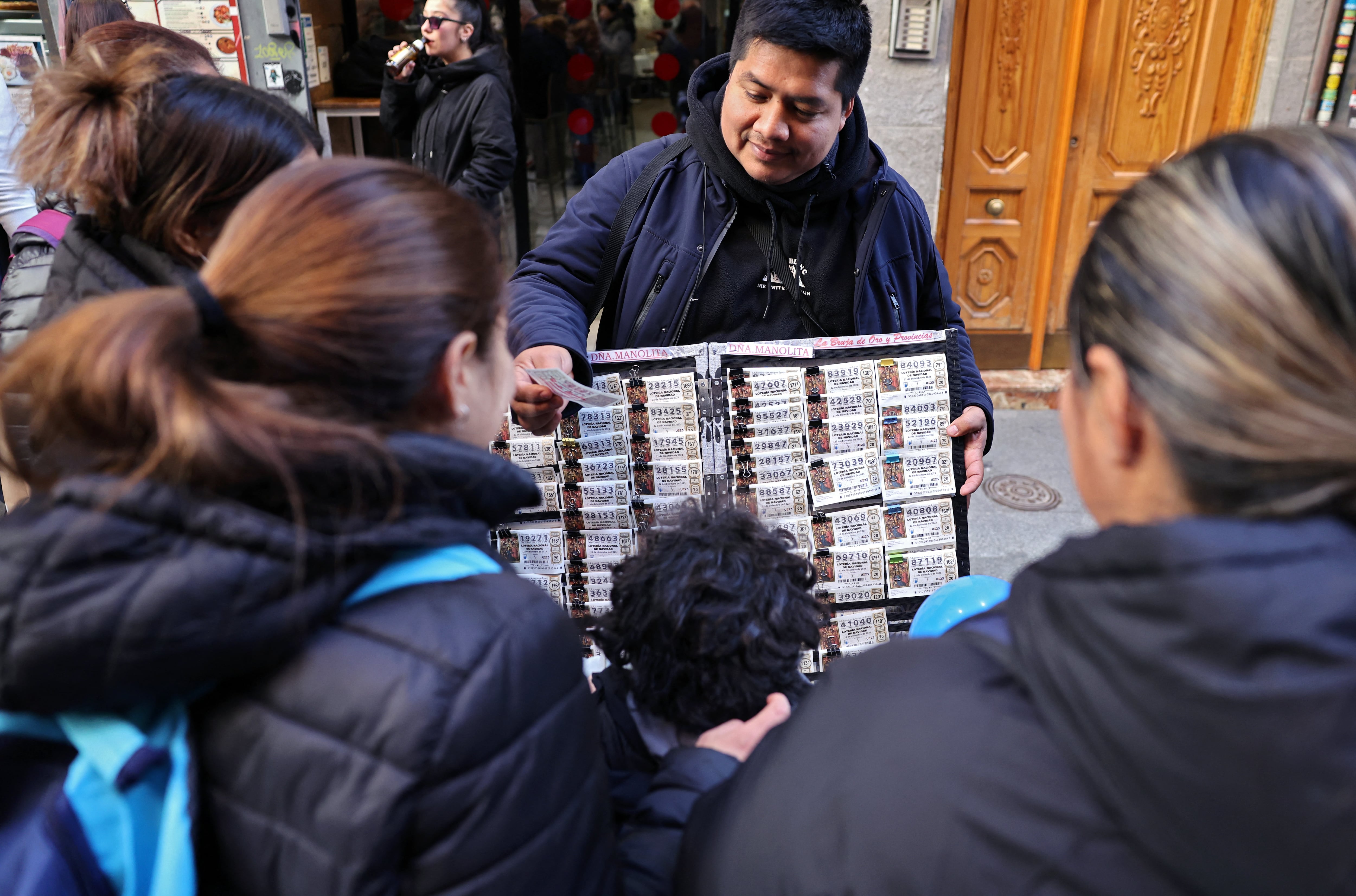 Conoce lo que te puedes llevar si te toca el segundo premio de la Lotería de Navidad.