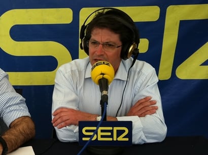 Francisco Jódar conversa con Gemma Nierga desde el set de la Cadena SER en Lorca