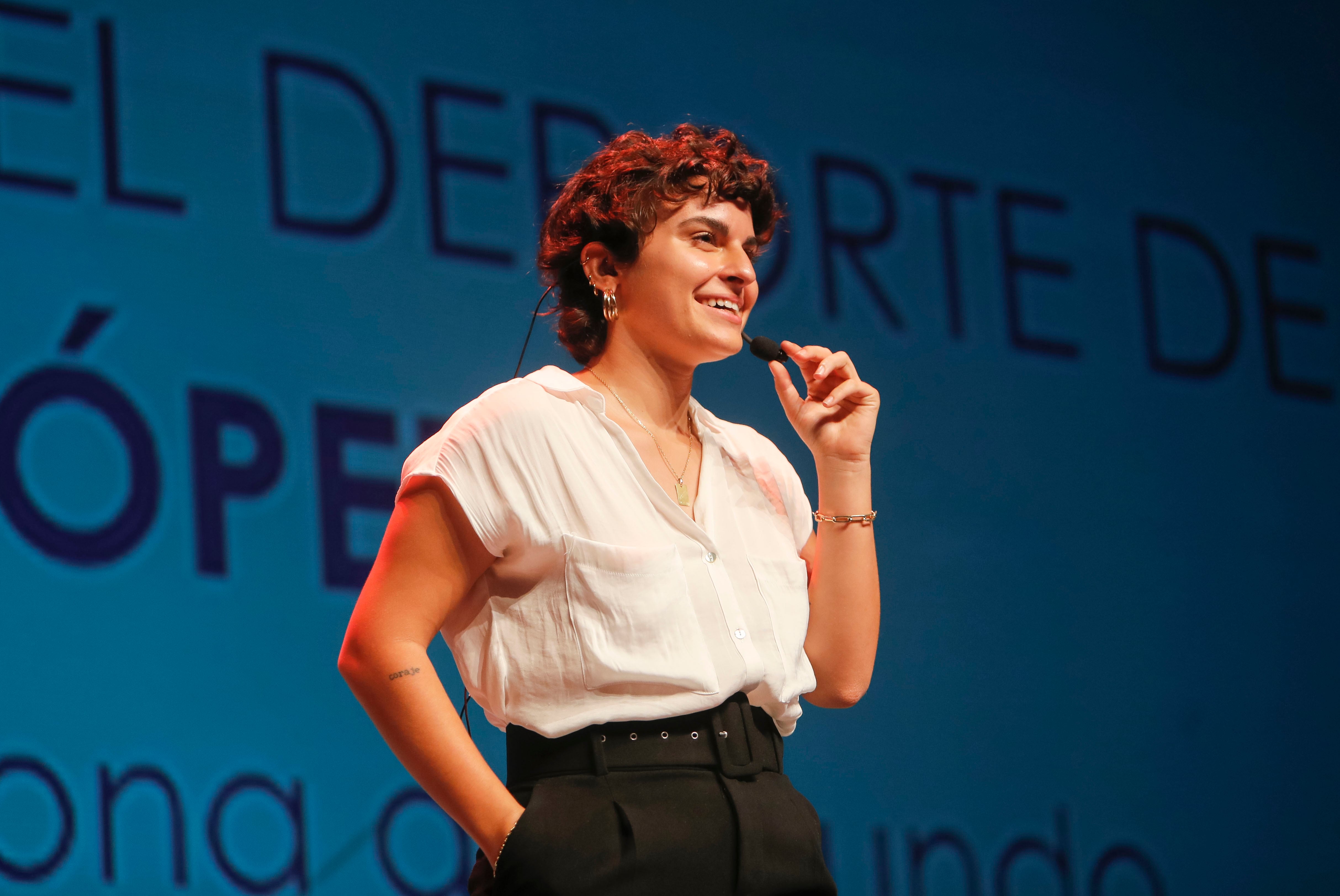 &#039;Con Voz de Mujer&#039; de la Cadena SER llena Espai Rambleta en València de inspiración y aprendizajes con Macarena Berlín, Valeria Vegas, Irene López, Eva y Qué, María Esclapez, Gemma Palacio (esperansagrasia_) y Noemí Casquet