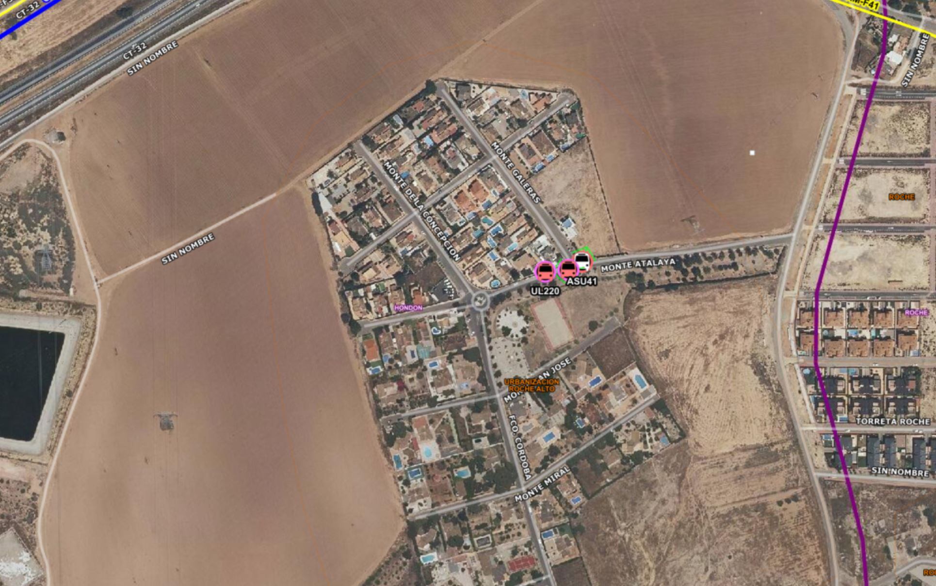 El fuego se ha declarado en una vivienda de Roche Alto (Cartagena)