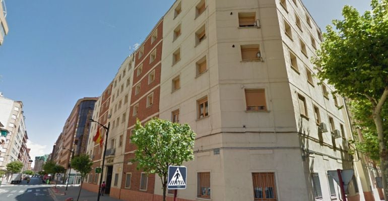 El edificio de la Comandancia de la Guardia Civil de Albacete se construyó en los años 30, según la AUGC