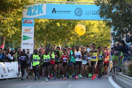 Salida Maratón de Alcalá de Henares