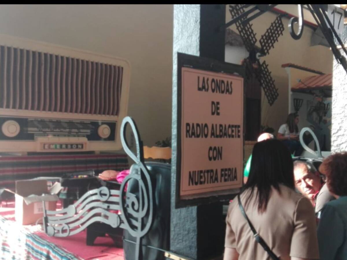 Así son las carrozas que participarán en la cabalgata de apertura de Feria