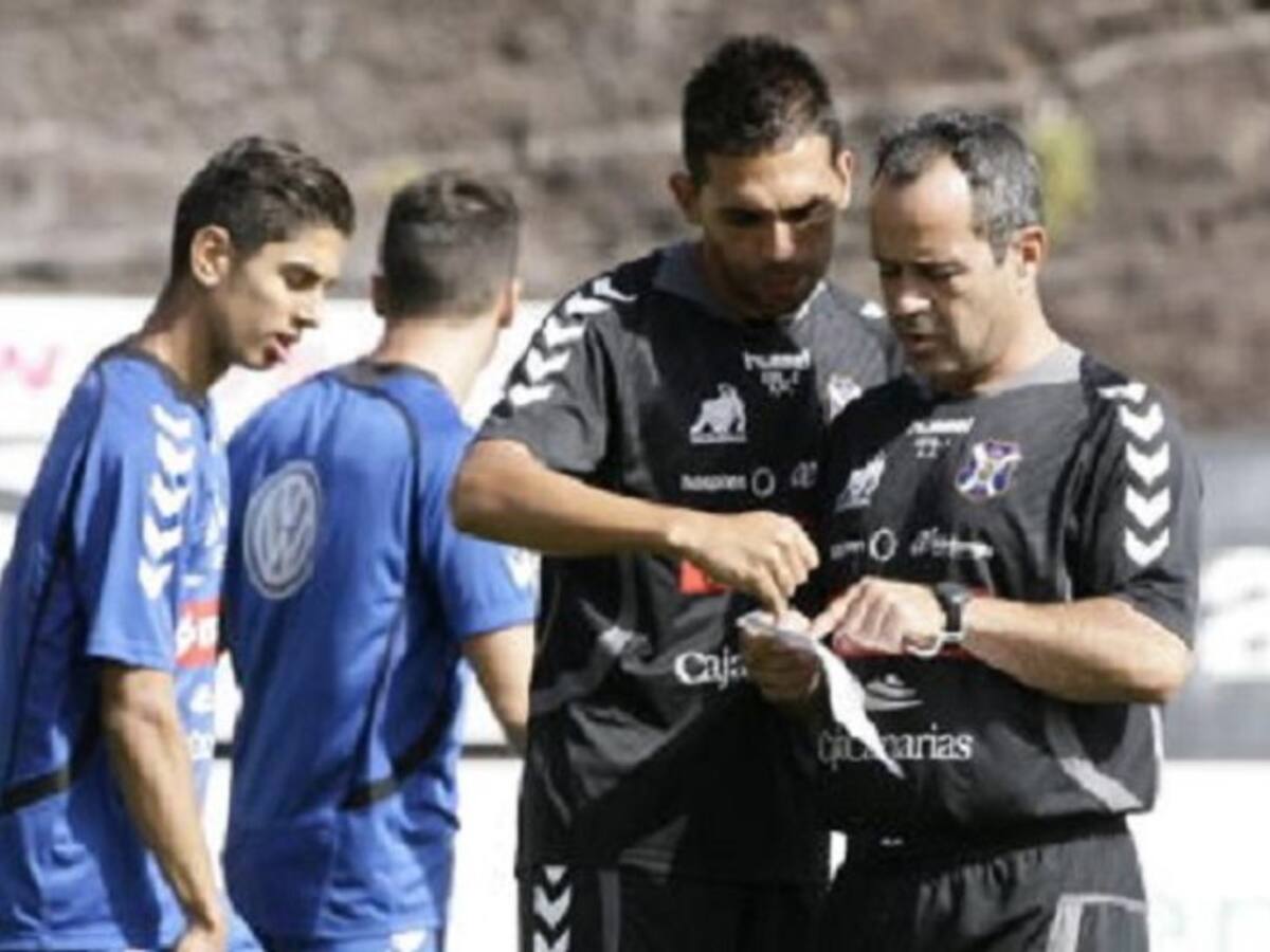 Roberto Perera será el ayudante de Cervera