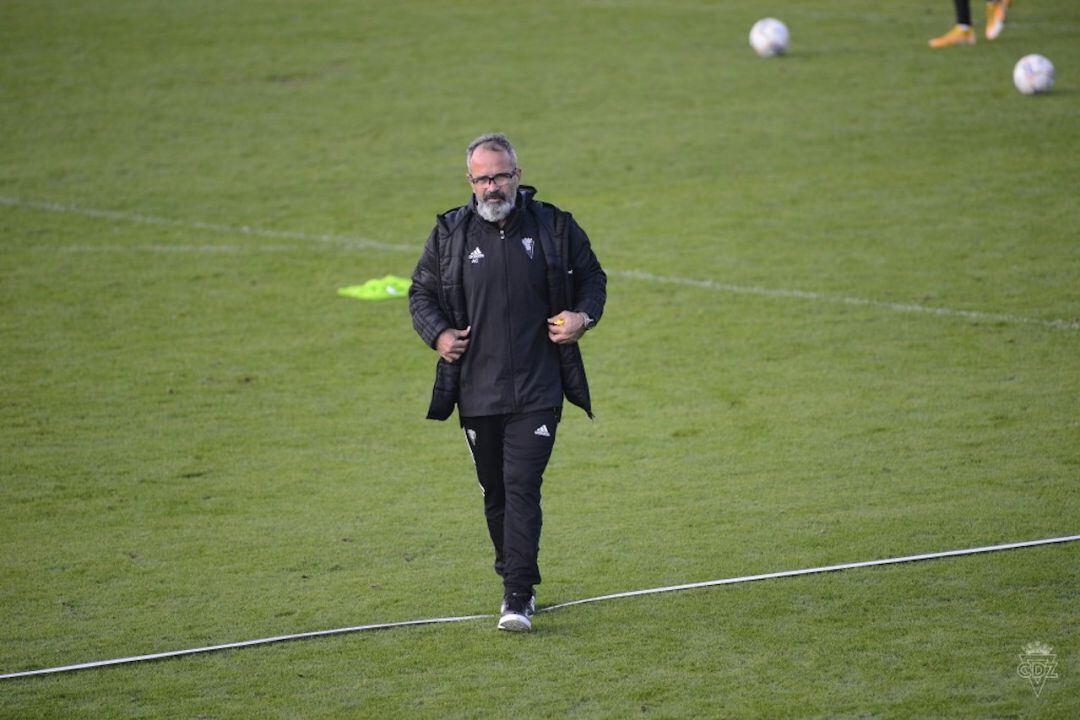 Álvaro Cervera, en el último entrenamiento antes del partido frente al Getafe
