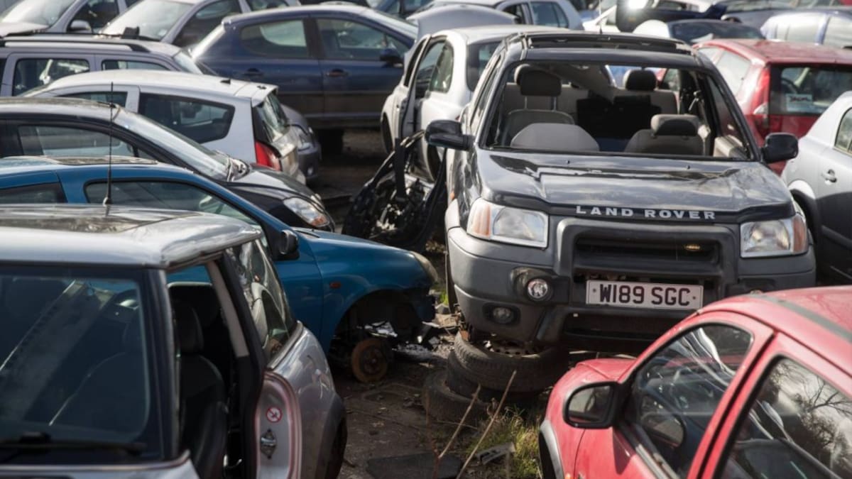 La gerente de Desguaces Ponferrada se enfrenta a 3 años de prisión por la emisión ilegal de 474 toneladas de CO2 a la atmósfera