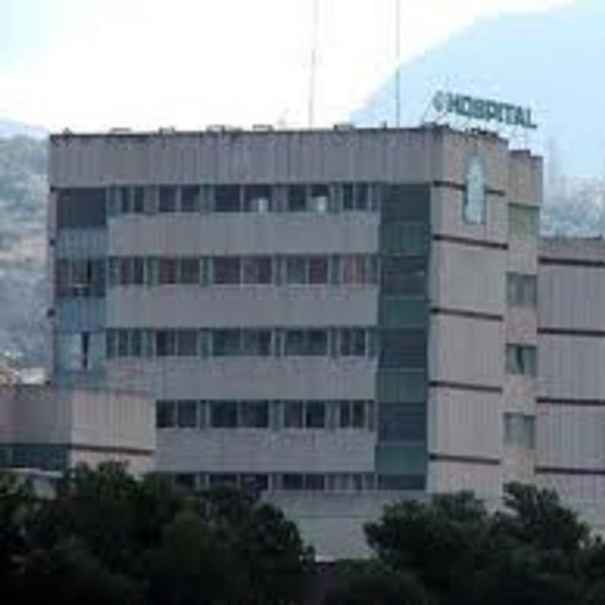 Continúa en la UCI el trabajador accidentado en Puente Genil el viernes