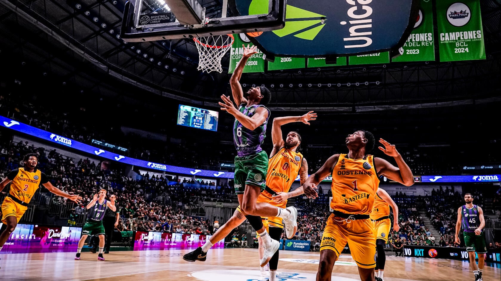 El Unicaja logró una nueva victoria en la BCL ante el Oostende belga en el Martín Carpena