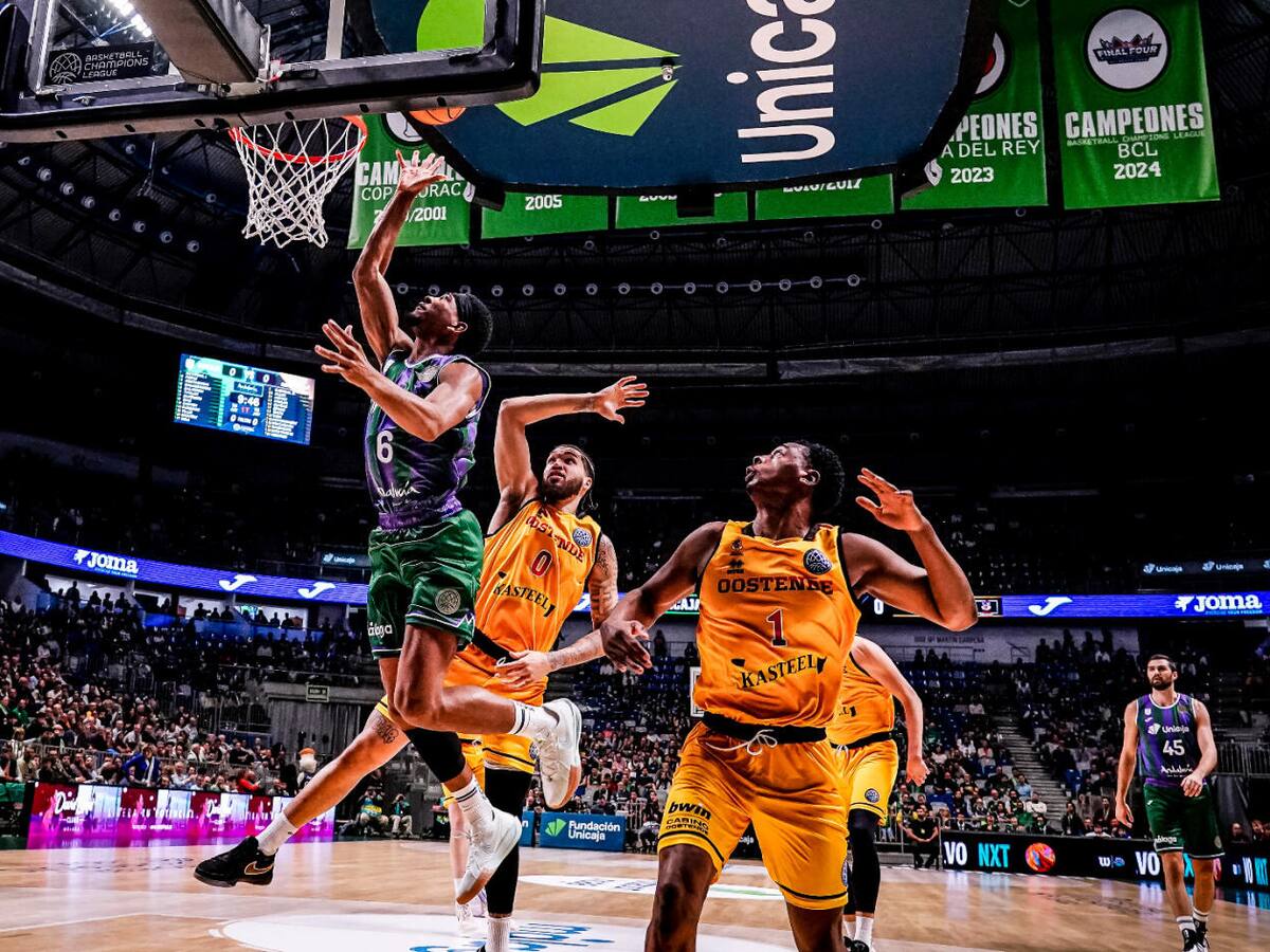 El Unicaja engrasa la maquinaria para Madrid con una victoria plácida ante el Oostende (98-82)