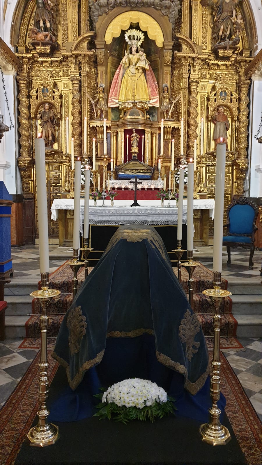 Catafalco en San Juan de Dios. Foto A.M.