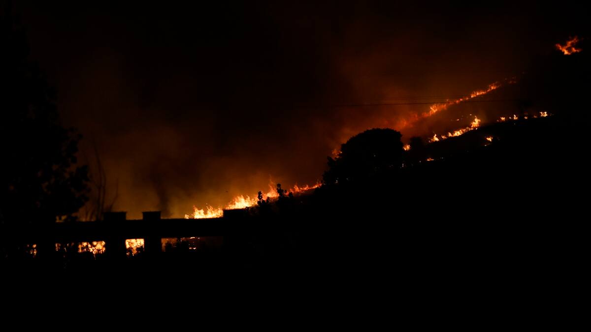 El incendio de Tres Cantos deja una víctima mortal y la evacuación de 180 personas