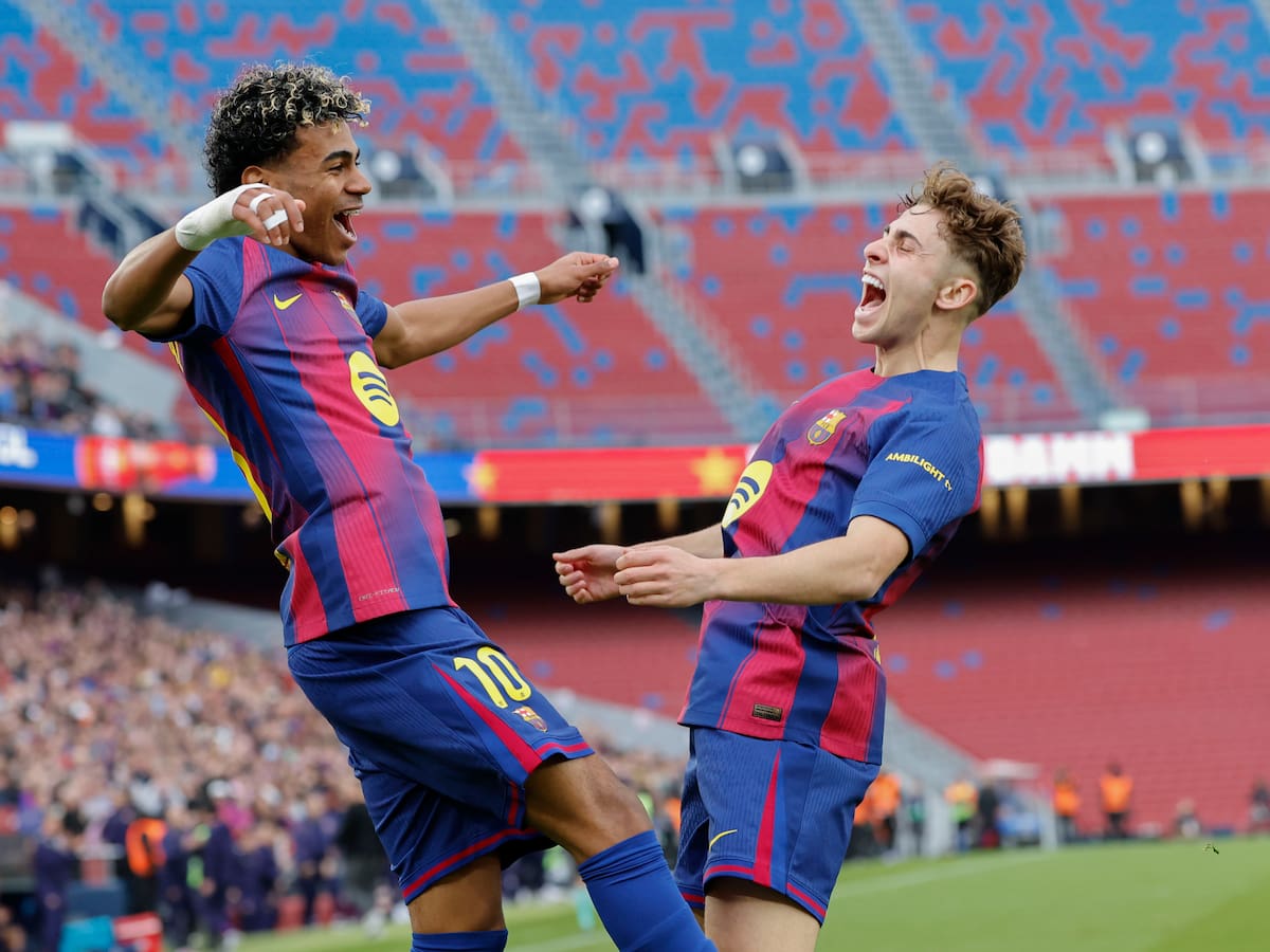 Barcelona concedeix al Barça la llicència perquè el Camp Nou aculli 62.000 espectadors