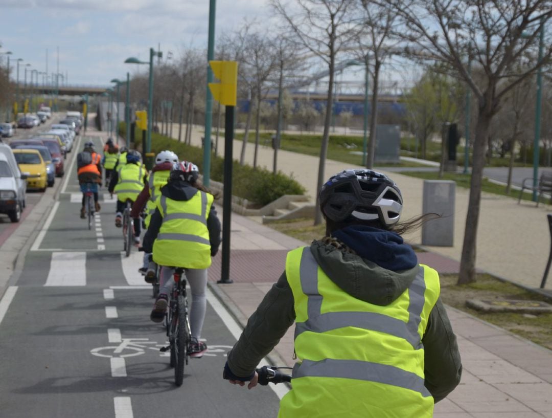 Cuatro nuevos centros educativos de Zaragoza se suman a la Red Stars para promover rutas seguras a pie y en bici.