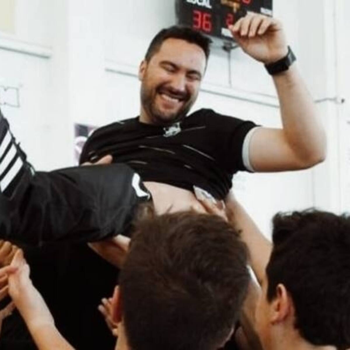 Loren Rubio pone fin a una década en el Bm. Elda - C.E.E.