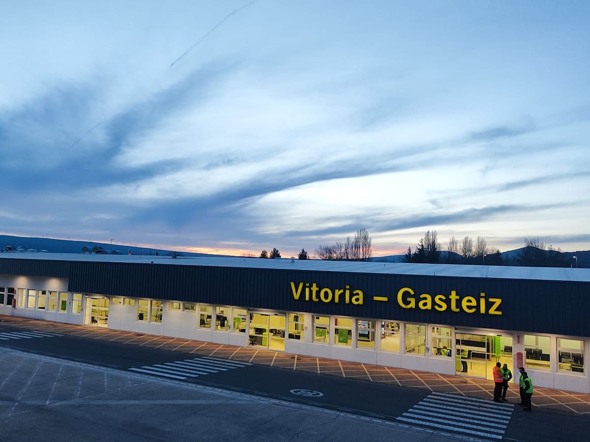 Foronda busca compañía para ofertar vuelos a Menorca este verano mientras aplaza los transoceánicos