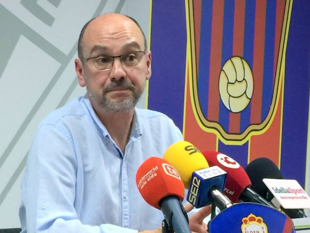 José Mª Roig: "Al Eldense no se le respeta"