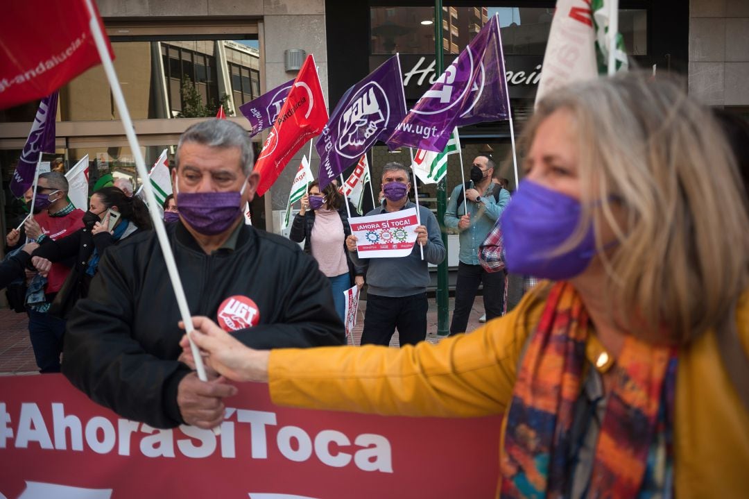 Manifestación a favor de la subida del salario mínimo en Málaga.