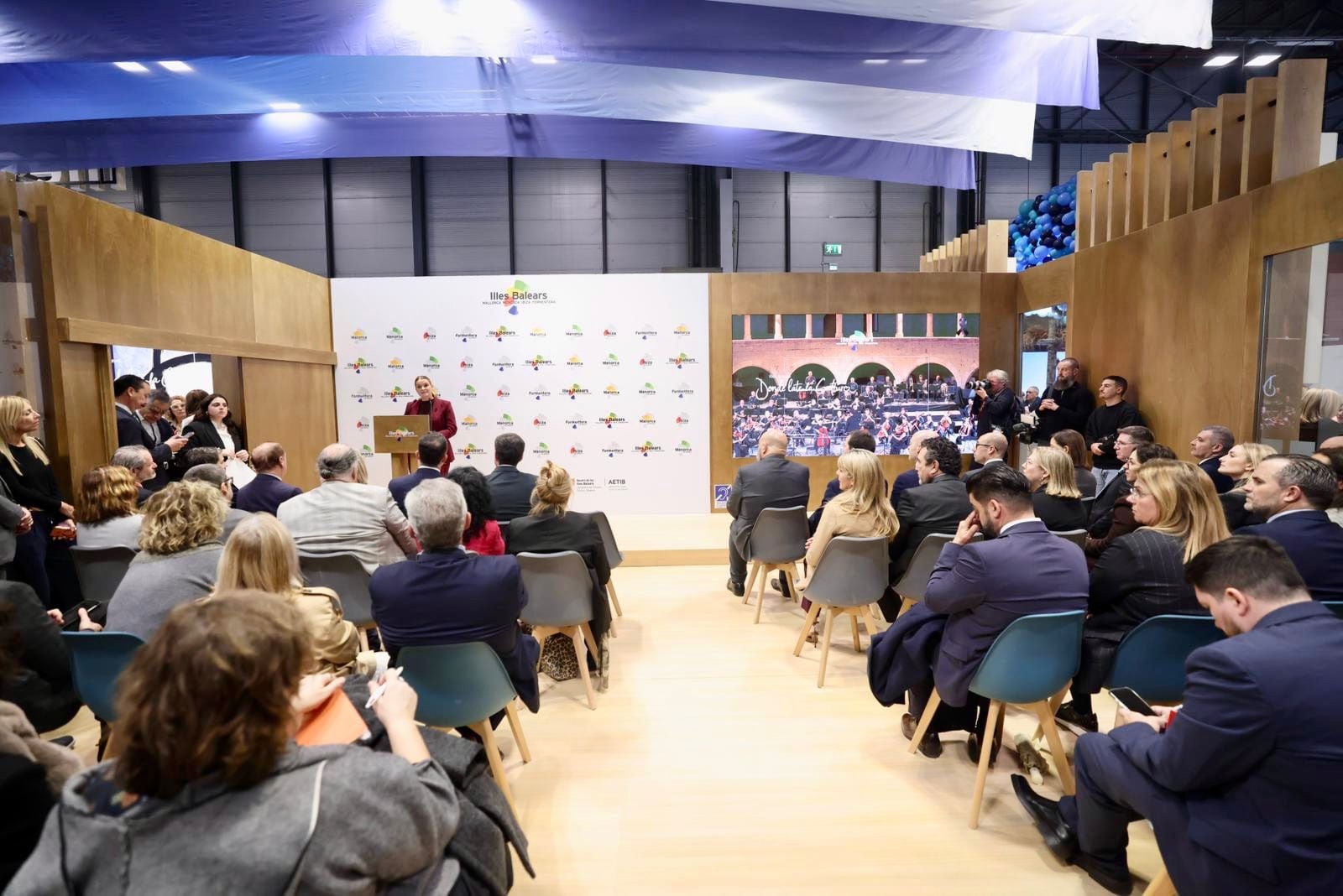 Marga Prohens en Fitur