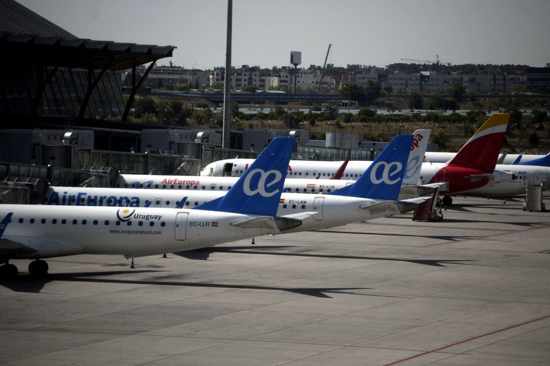 Aviones de varias compañías