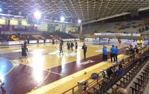 Calentamiento previo al partido en el Palacio Municipal de los Deportes