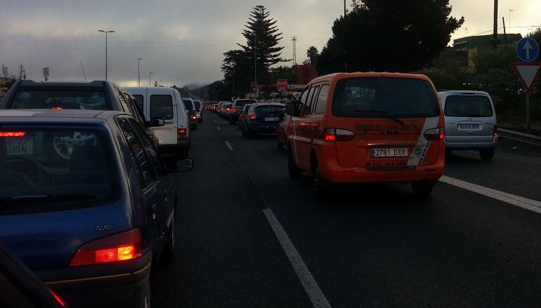 Coches en la autopista