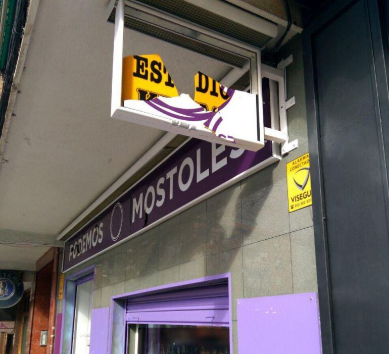 Fachada de la sede de Podemos en Móstoles