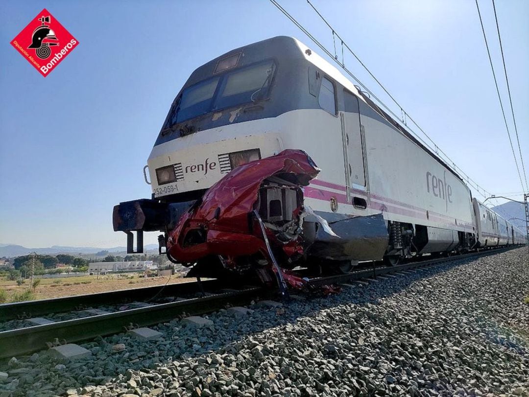 Accidente de ferrocarril en Novelda (Alicante) con cuatro fallecidos