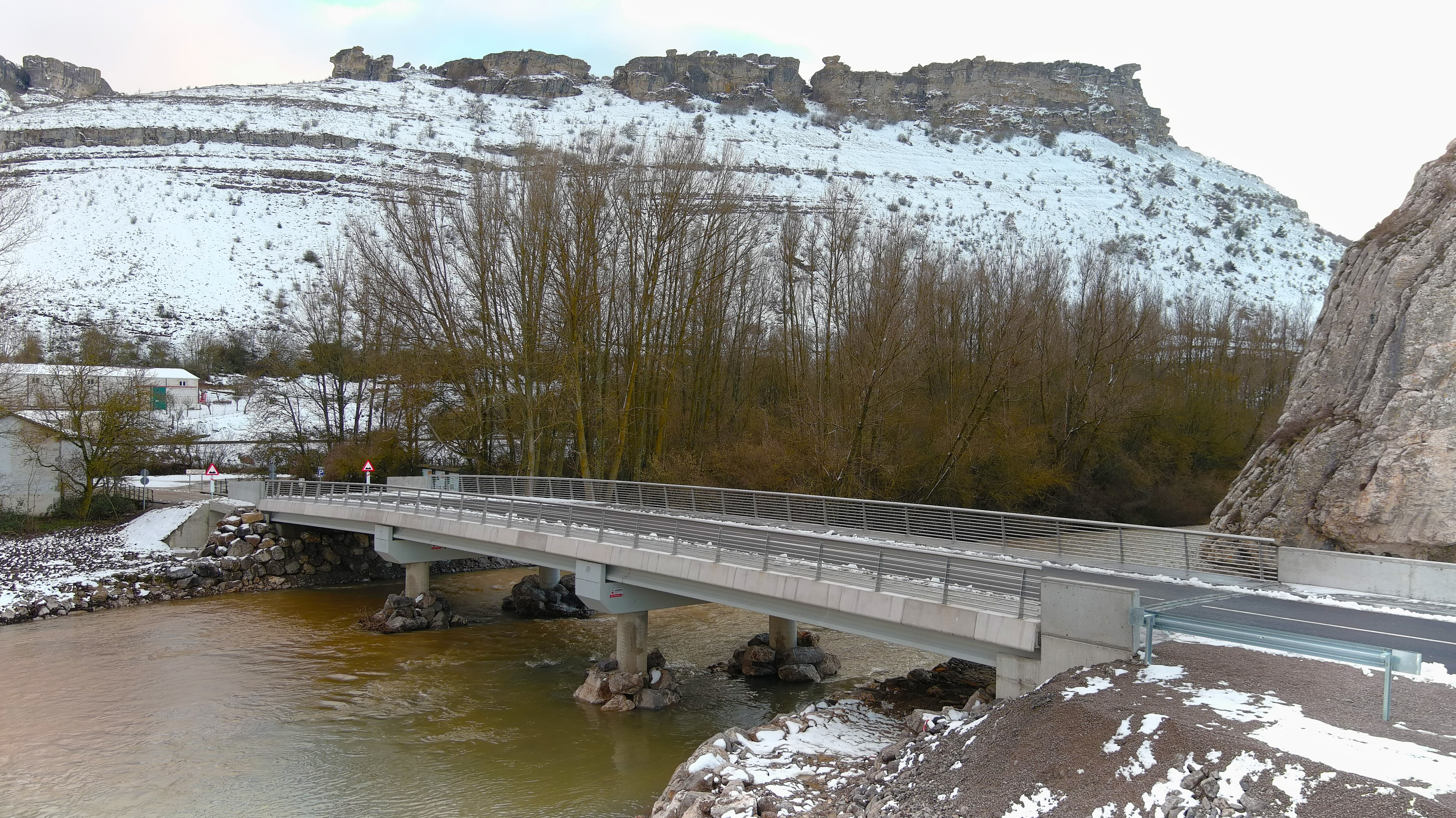 Nuevo puente de Villaescusa de las Torres (Palencia)