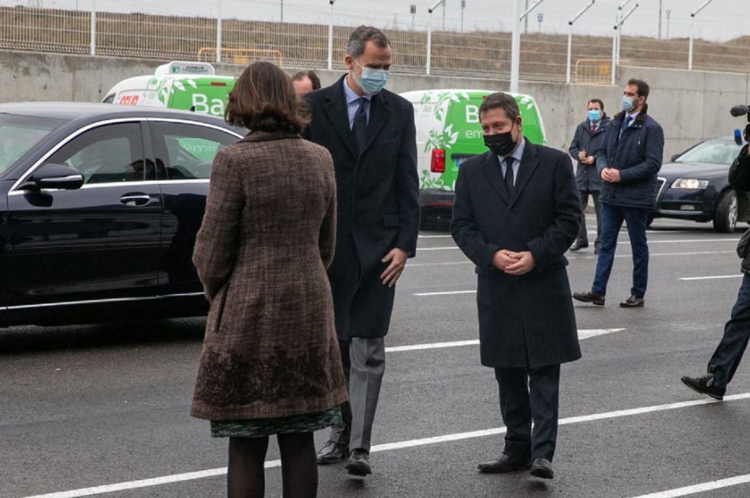 El presidente de Castilla-La Mancha ha acompañado al Rey en la visita