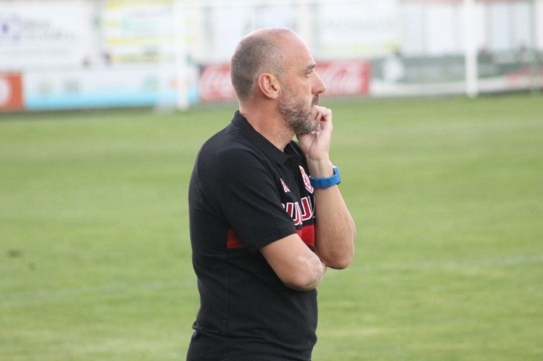 Cabello, a pie de banquillo