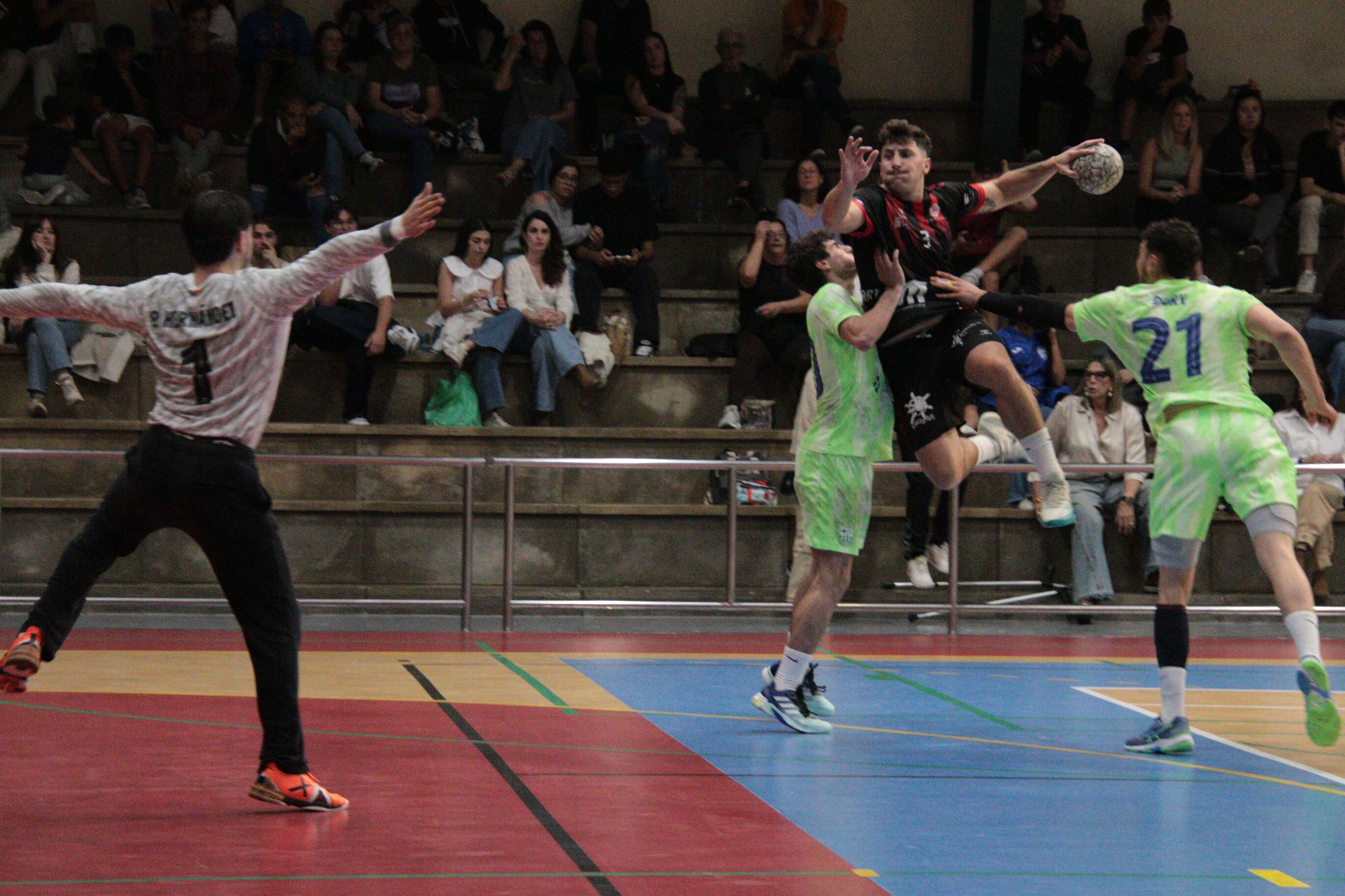 Mauro Jaureguiberry en un partido del Balonmano Lanzarote Ciudad de Arrecife.