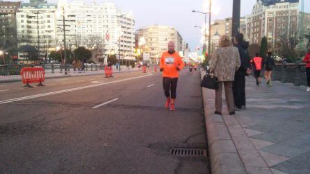 El color naranja inundó las calles de León