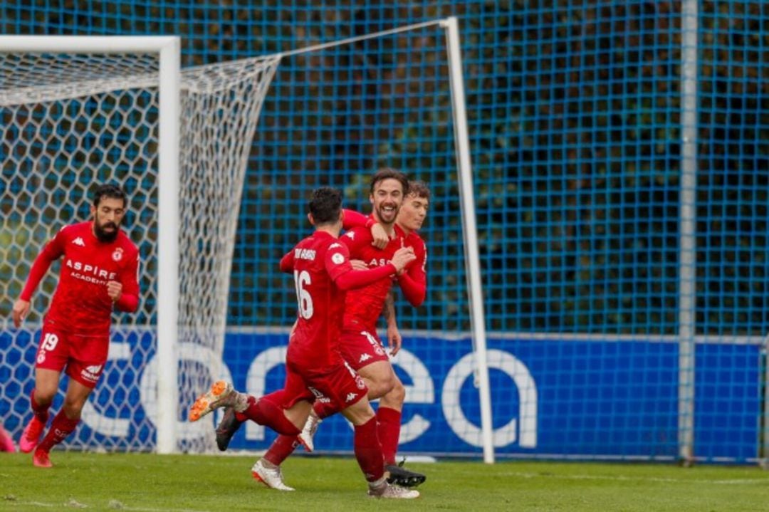 Sergio Marcos celebra su tercer gol de la temporada