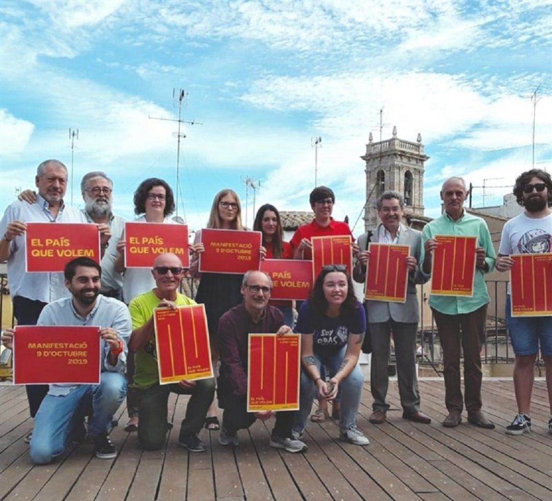 Comissió 9 d&#039;Octubre presenta el cartel de la manifestación