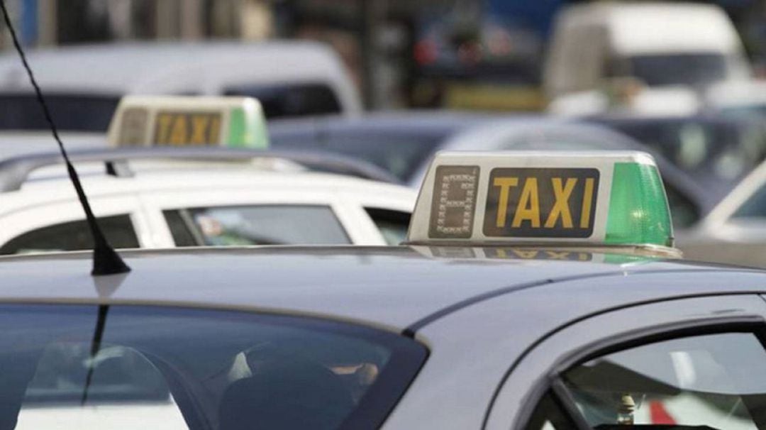 El Ayuntamiento de Alcorcón presenta alegaciones al reglamento del taxi (foto de archivo)