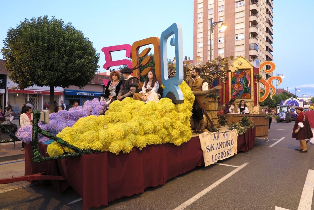 Desfile de carrozas en Logroño