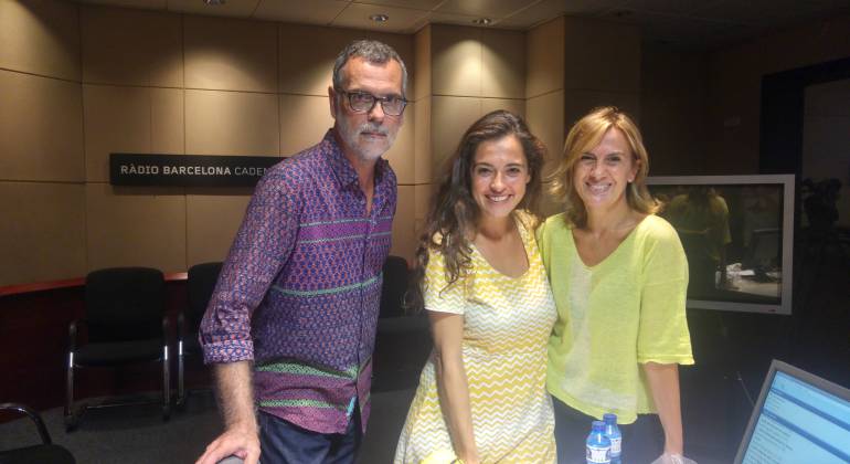 Eduard Cortés, Silvia Pérez Cruz y Gemma Nierga en Radio Barcelona.