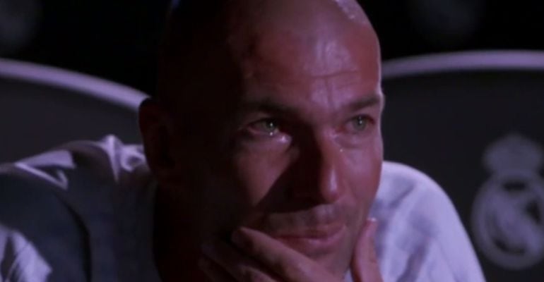 Zinedine Zidane se emociona viendo unas imágenes de su carrera deportiva