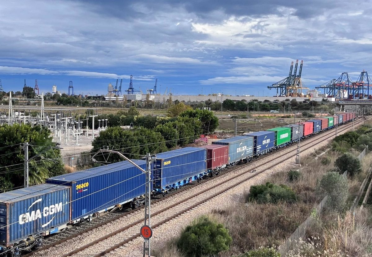 13/03/2023 Tren en el Puerto de València
POLITICA COMUNIDAD VALENCIANA ESPAÑA EUROPA ESPAÑA EUROPA VALENCIA ECONOMIA COMUNIDAD VALENCIANA
APV
